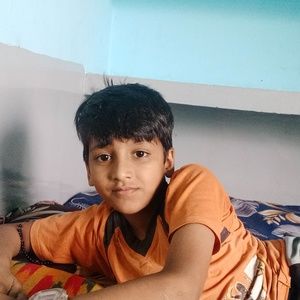 Meet your Posher, Hamza